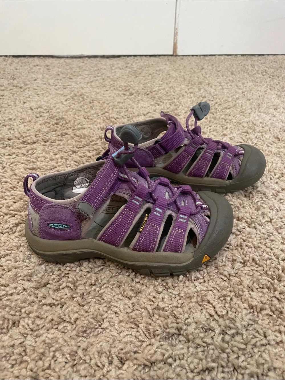 Keen lightweight purple